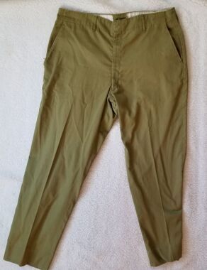 Olive pants for scouting 36x28 approximately READ
